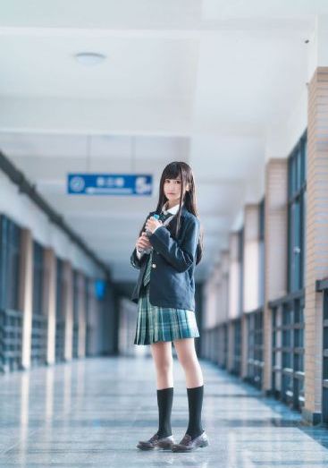 安娜女秘书
