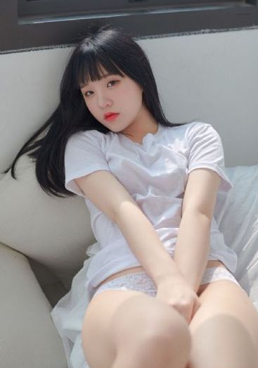 不扣扣的女孩