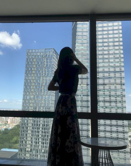 年轻的母亲手机在线