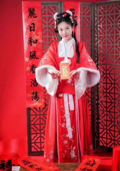朋友丰满的妈妈