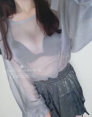 巨乳老师刘艳