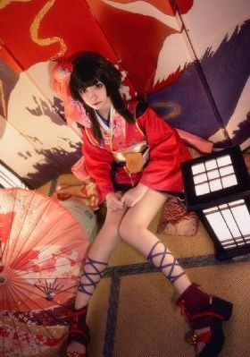 她扒下内裤让我爽了一夜动漫